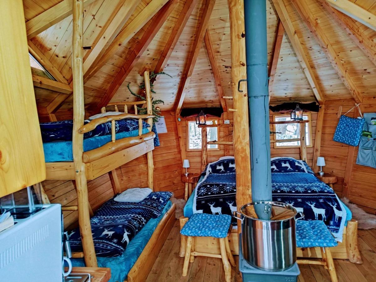 ホテル Treehous Sneznik S Wellness Dolní Morava エクステリア 写真