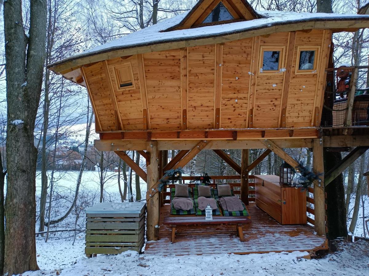 ホテル Treehous Sneznik S Wellness Dolní Morava エクステリア 写真